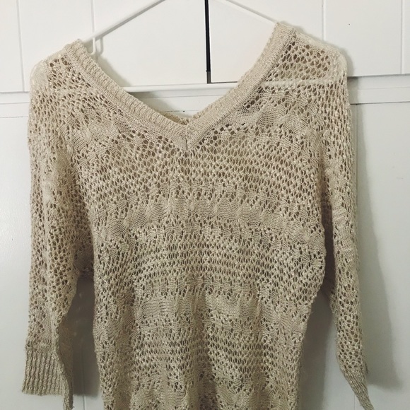 Pink rose sweater - Picture 4 of 5